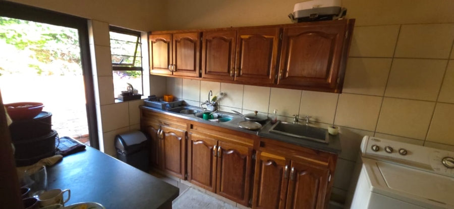 7 Bedroom Property for Sale in Wilkoppies North West